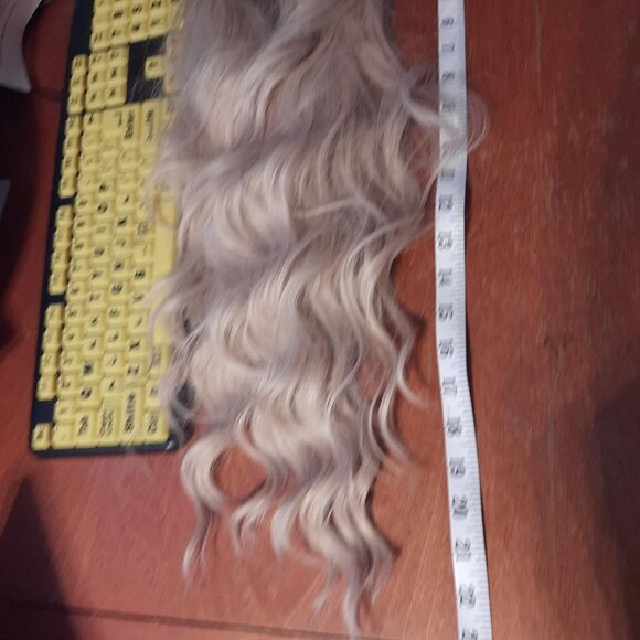 NEW  ! Long 23 Inch Hair Curly Wavy Wig Blonde main image 6